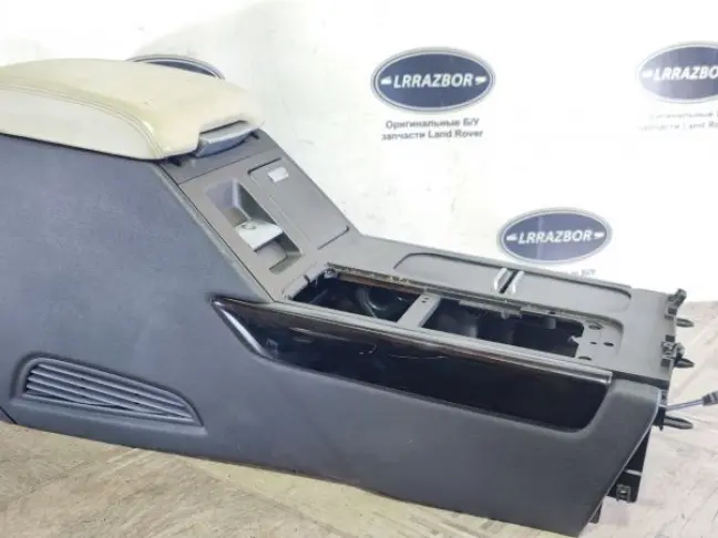 Консоль подлокотник Range Rover 3 L322 2009-2012
