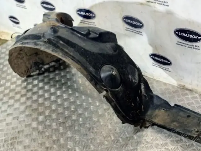 Подкрылок передний левый Range Rover L322 05-12