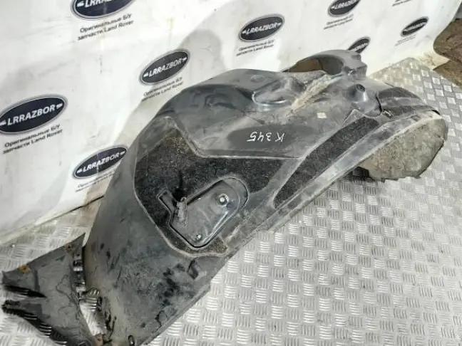 Подкрылок передний левый Range Rover L322 05-12