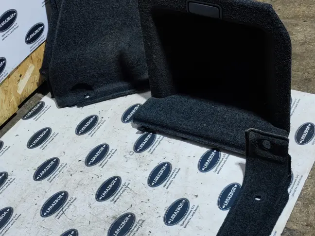 Обшивка багажника комплект Range Rover L322 02-12