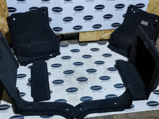 Обшивка багажника комплект Range Rover L322 02-12