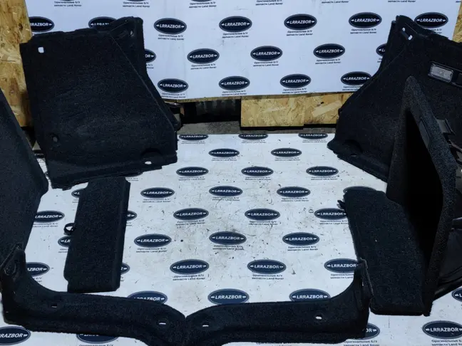 Обшивка багажника комплект Range Rover L322 02-12