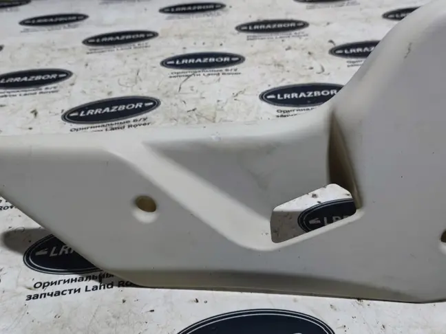 Накладка сидения правая Range Rover L322 07-12