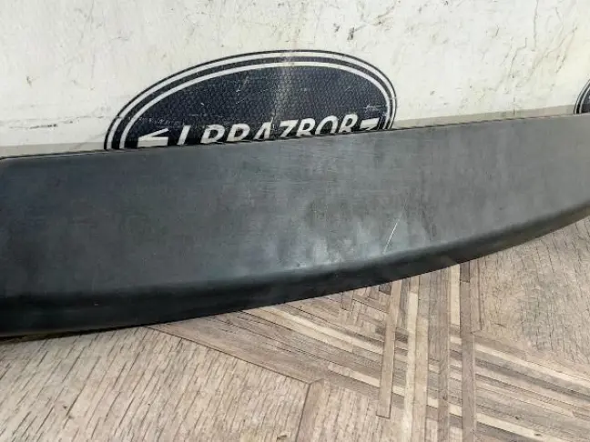 Стоп сигнал дополнительный Range Rover L322