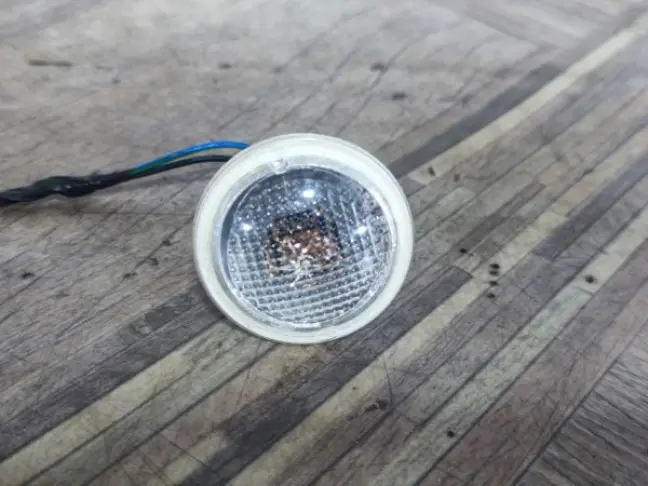 Поворотник в крыло Range Rover 3 L322