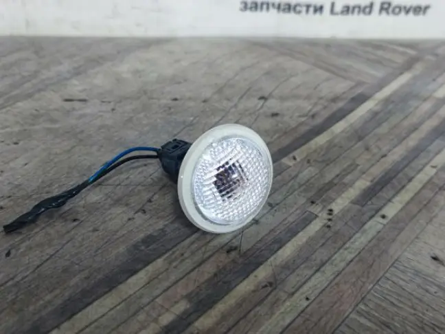 Поворотник в крыло Range Rover 3 L322