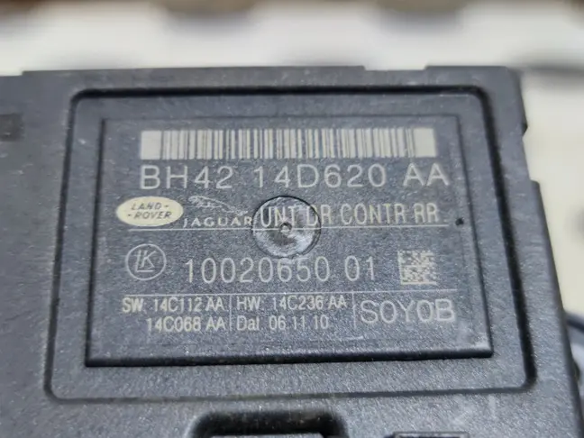 ЭБУ  задней правой двери Range Rover L322 09-12