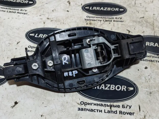 Ручка двери передняя правая Range Rover L322