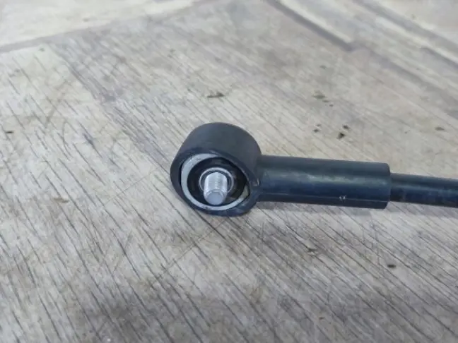 Трос откидного борта Range Rover L322 09-12