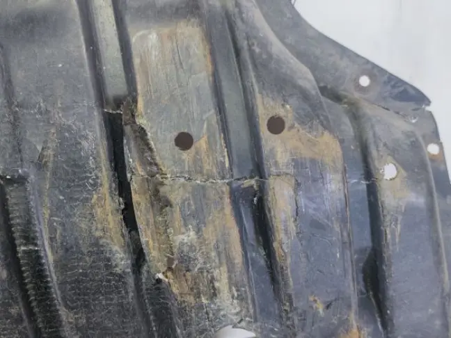 Защита пыльник радиатора Range Rover L322 02-12