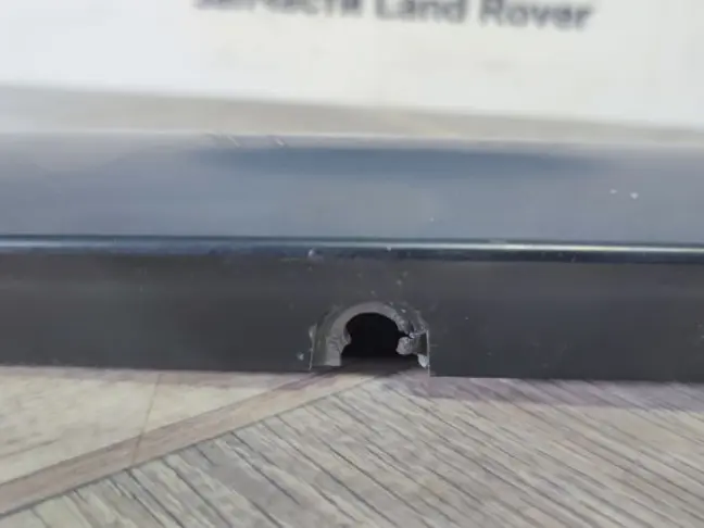 Молдинг стойки левый Range Rover L322 02-12