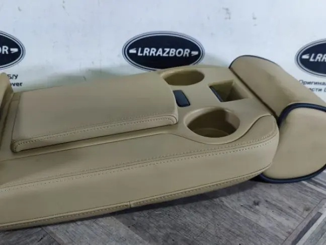 Подлокотник задний Range Rover L322 09-12