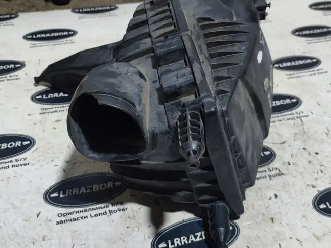 Корпус воздушного фильтра левый Range Rover L322