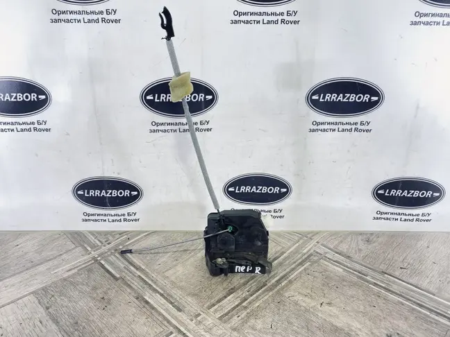 Замок двери передний правый Range Rover 3 L322