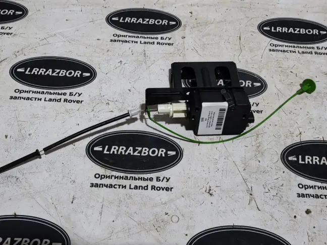 Замок лючка бензобака Range Rover L322 02-12