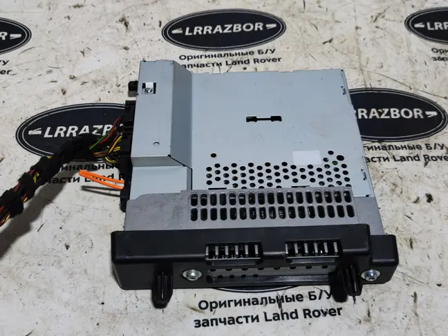 Блок управления магнитолой Range Rover L322 07-12