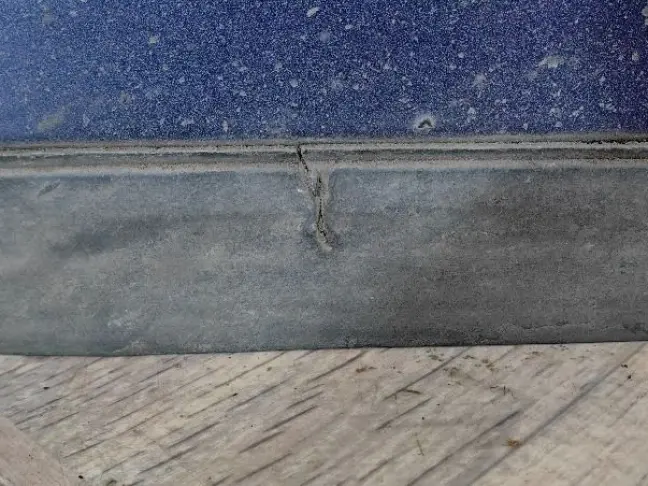 Молдинг переднего левого крыла Range Rover L322