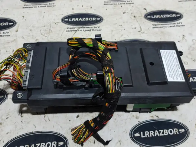 Блок предохранителей салонный Range Rover L322 4.4