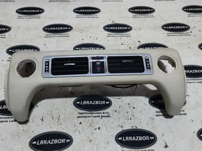 Вставка торпеды центр Range Rover L322 07-12