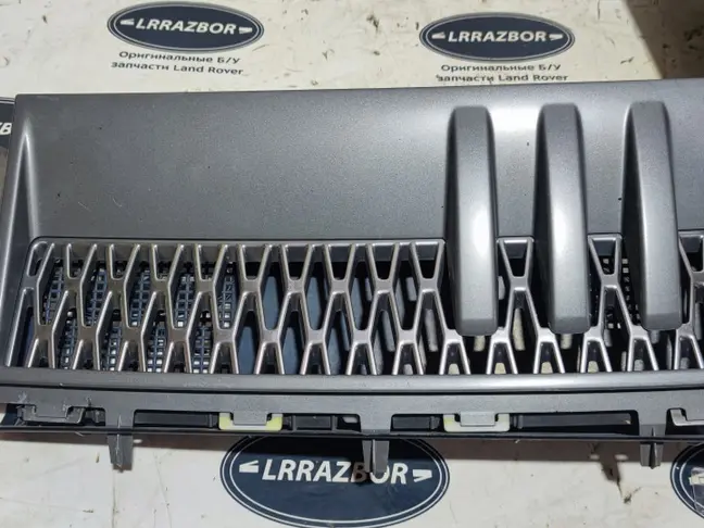 Жабры в крылья комплект Range Rover L322 09-12