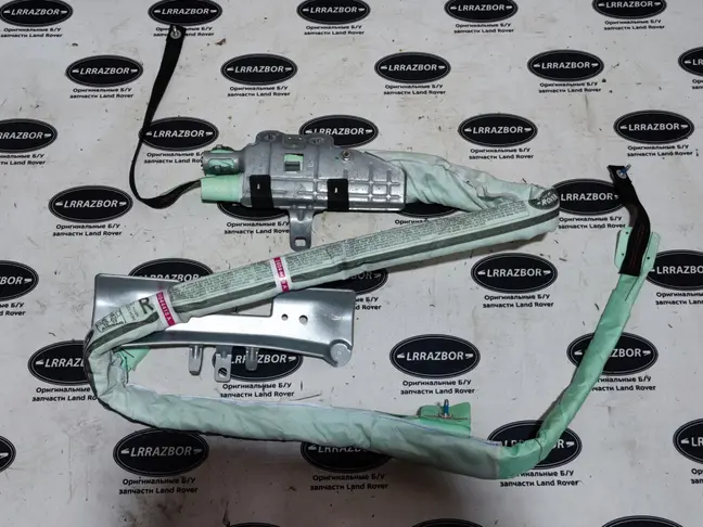 Шторка безопасности правая Range Rover L322 09-12