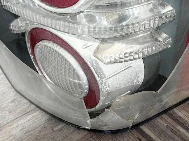 Фонарь правый битый Range Rover L322 2009-2012