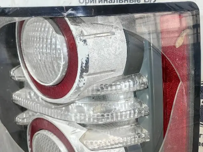 Фонарь правый битый Range Rover L322 2009-2012