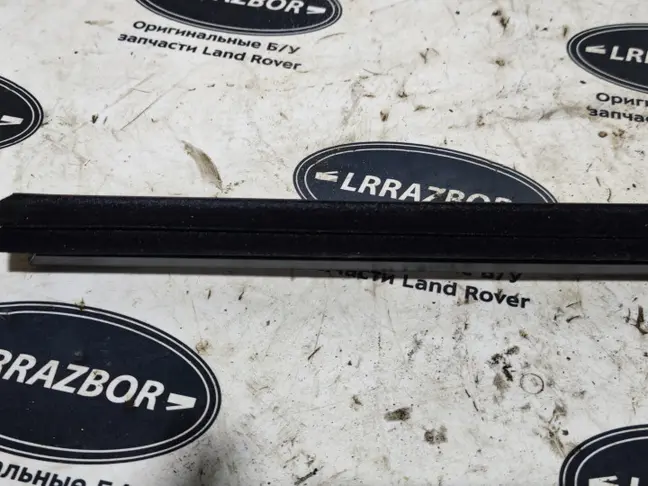 Бархотка передняя правая Range Rover 3 L322 02-12