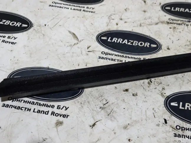Бархотка задняя правая Range Rover 3 L322 02-12