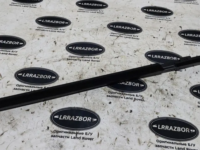 Бархотка задняя правая Range Rover 3 L322 02-12