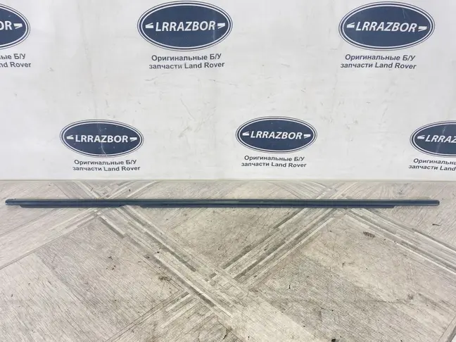 Молдинг стекла заднего левого Range Rover L322