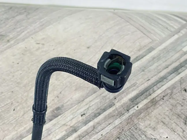 Трубка топливная возвратная Range Rover L322 448DT