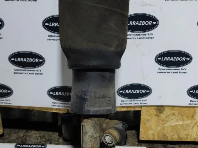 Стойка передняя левая CVD Range Rover L322 09-12