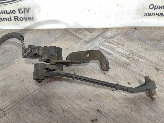 Датчик подвески передний Range Rover 3 L322 рест