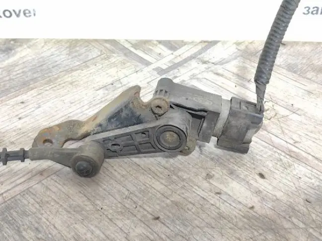 Датчик подвески передний Range Rover 3 L322 рест