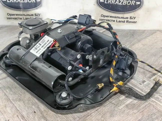 Компрессор пневмоподвески Range Rover L322