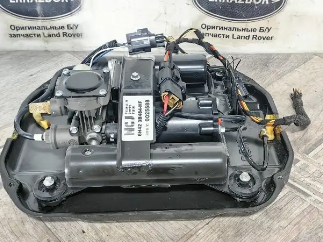 Компрессор пневмоподвески Range Rover L322