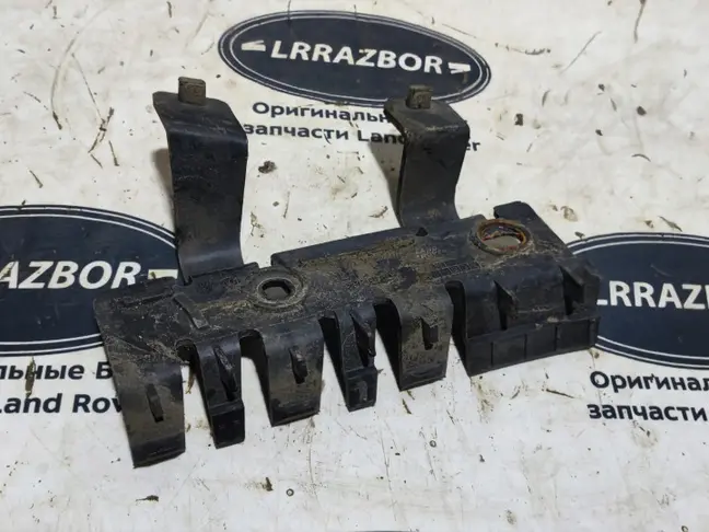 Кронштейн заднего бампера левый DISCOVERY 3 L319