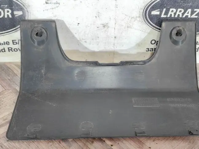 Заглушка бампера заднего DISCOVERY 3/4 L319