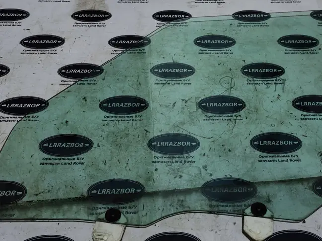 Стекло двери передней правой DISCOVERY 3/4 L319