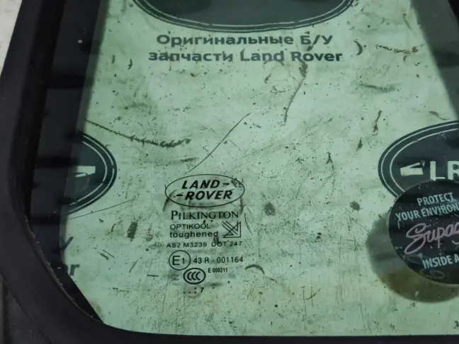Форточка двери задней правой L319 Discovery