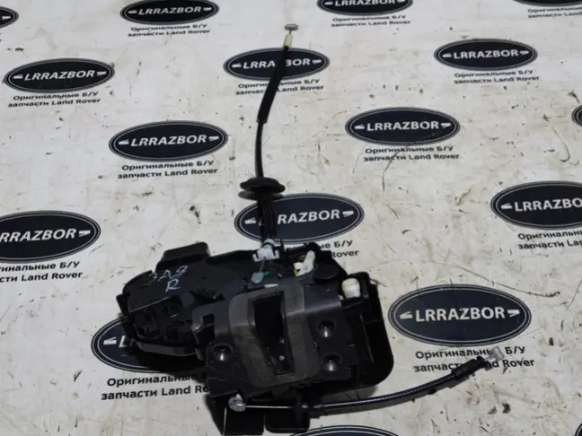 Замок двери задний правый DISCOVERY 3/4 L319
