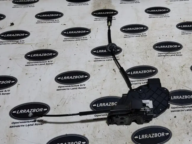 Замок двери передний правый DISCOVERY 3/4 L319