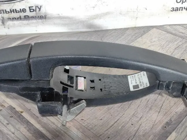 Ручка двери задняя правая DISCOVERY 3 L319 05-09
