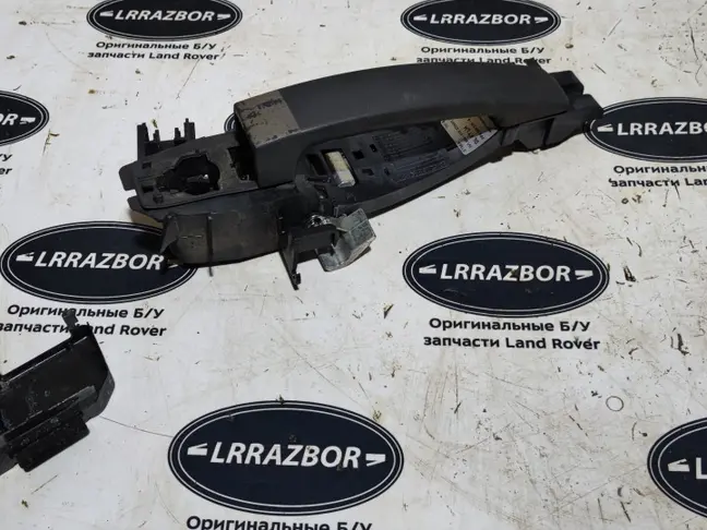 Ручка двери передней левой DISCOVERY 3 L319 05-09