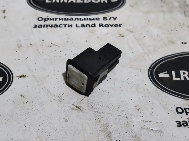 Кнопка открывания борта DISCOVERY 3/4 L319 05-14