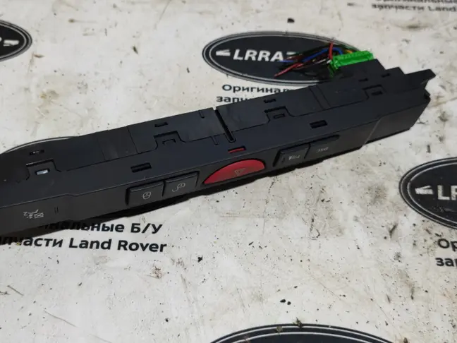 Кнопка аварийной сигнализации DISCOVERY 3 L319