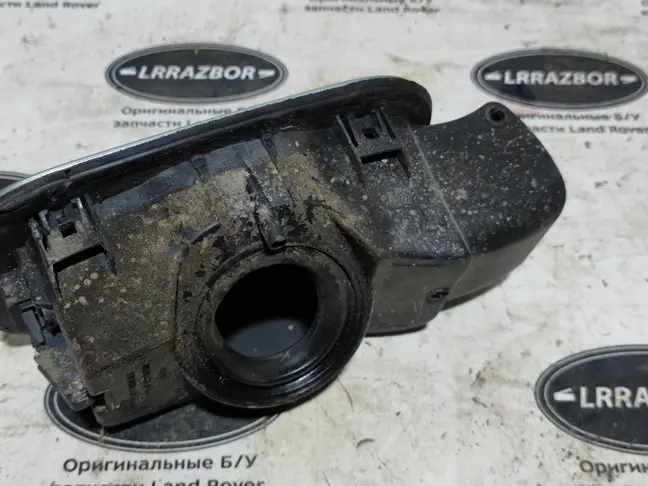 Лючок бензобака Land Rover DISCOVERY 3/4 L319