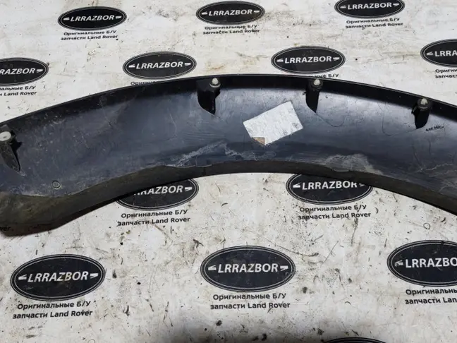 Молдинг заднего крыла левого DISCOVERY 3 L319