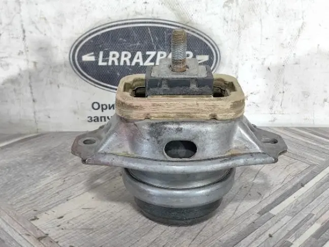 Подушка двигателя Land Rover DISCOVERY 3 L319 2.7